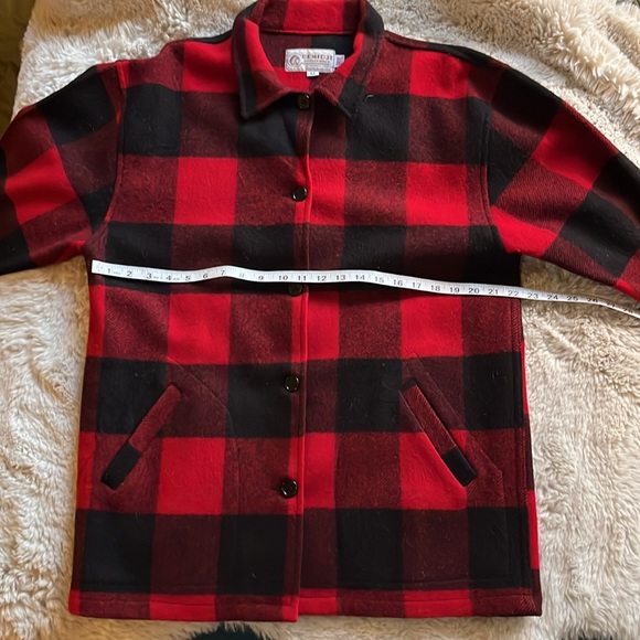 Bemidji Woolen Mills wool “unisex” buffalo plaid shirt / jacket.   Size M - Picture 4 of 8